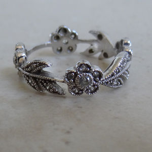 Sterling Silver Floral Ring Size 7